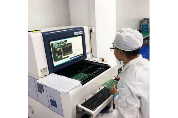SMT工廠對(duì)于貼片加工的質(zhì)量要求